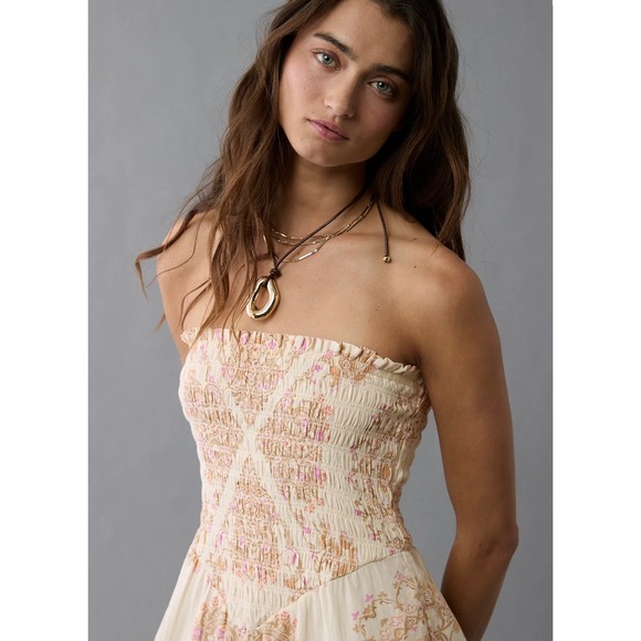 American Eagle Bella Strapless Jumpsuit Cream Pink Boho Smocked Wide Leg Large - Picture 4 of 11